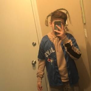 Meet your Posher, Thomas